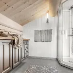 4 Bedroom Stunning In Casa de Férias